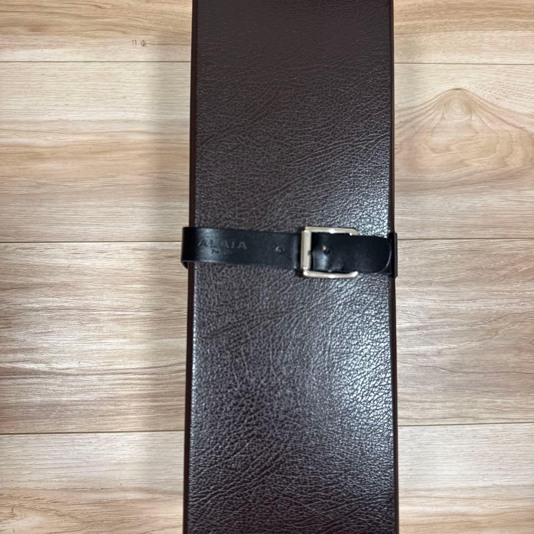 アライア　シューズボックス　ストラップ付き　牛革　収納ケース　alaia
