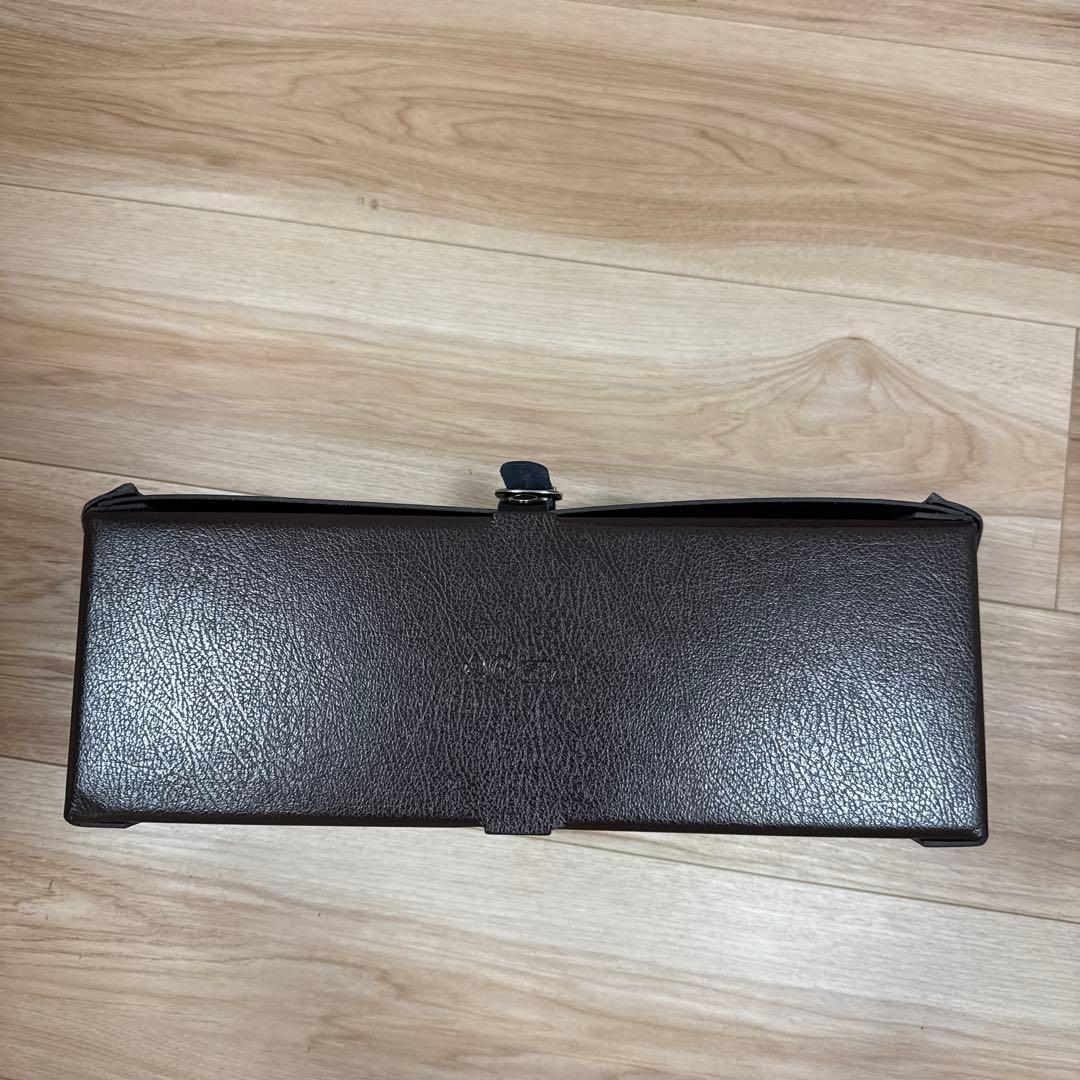 アライア　シューズボックス　ストラップ付き　牛革　収納ケース　alaia