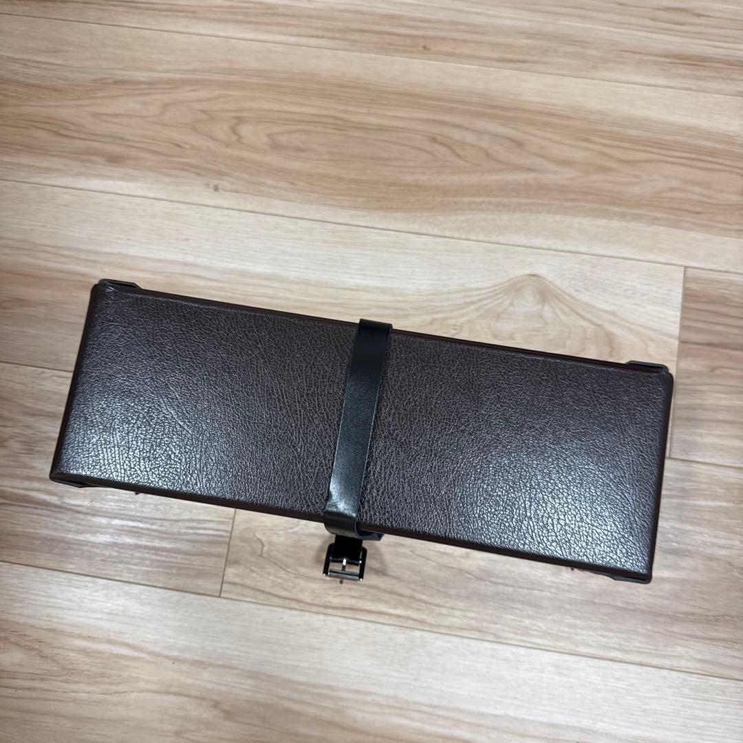 アライア　シューズボックス　ストラップ付き　牛革　収納ケース　alaia