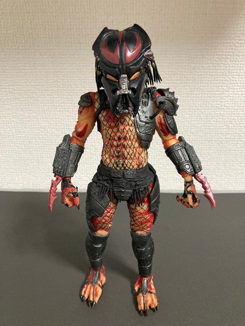 ネカ　NECA バイパー　プレデター
