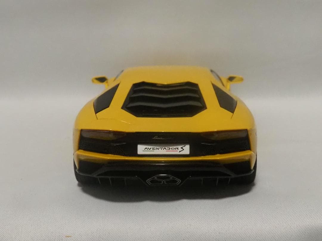 AUTOart 1/18 ランボルギーニ アヴェンタドール S イエロー
