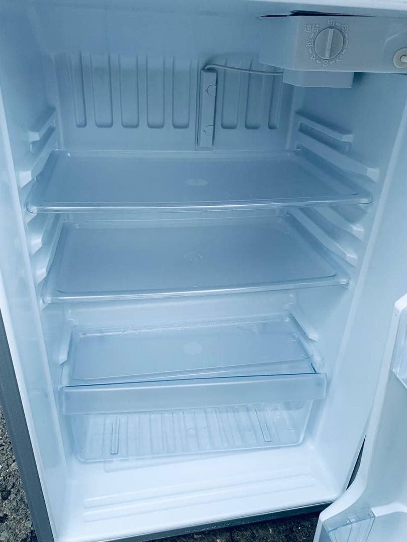 ♦AQUA ノンフロン直冷式冷凍冷蔵庫【2017】AQR-111F