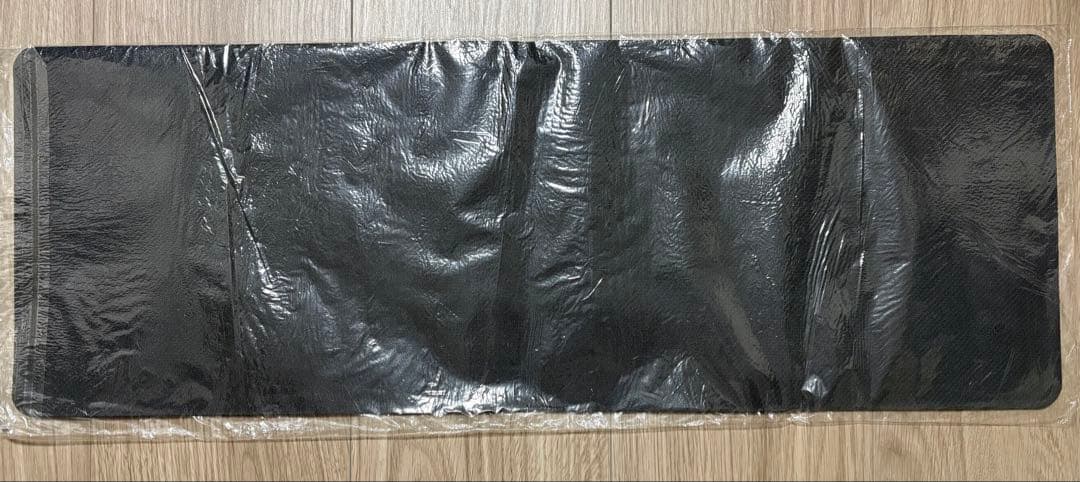 【遊戯王】プレイマット 韓国版 ハーフマット 十六夜 アキ クロウ