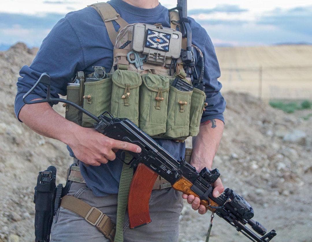 個人装備 Parashooter gear/WETWRX VOLK AK Placard