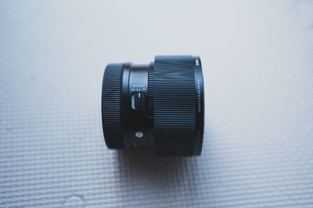 SIGMA シグマ 45mm F2.8 DG DN Lマウント