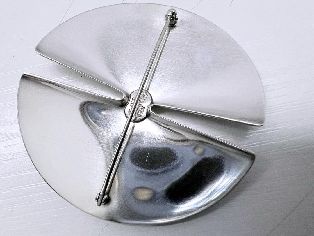  　ジョージジェンセン　337　ブローチ　SV925