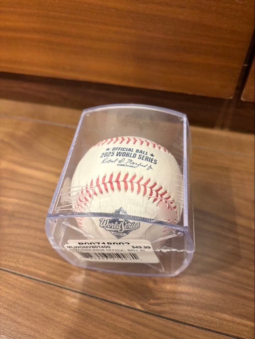【最新版】公式サイトでは売り切れ❗️2025 World Series 公式球