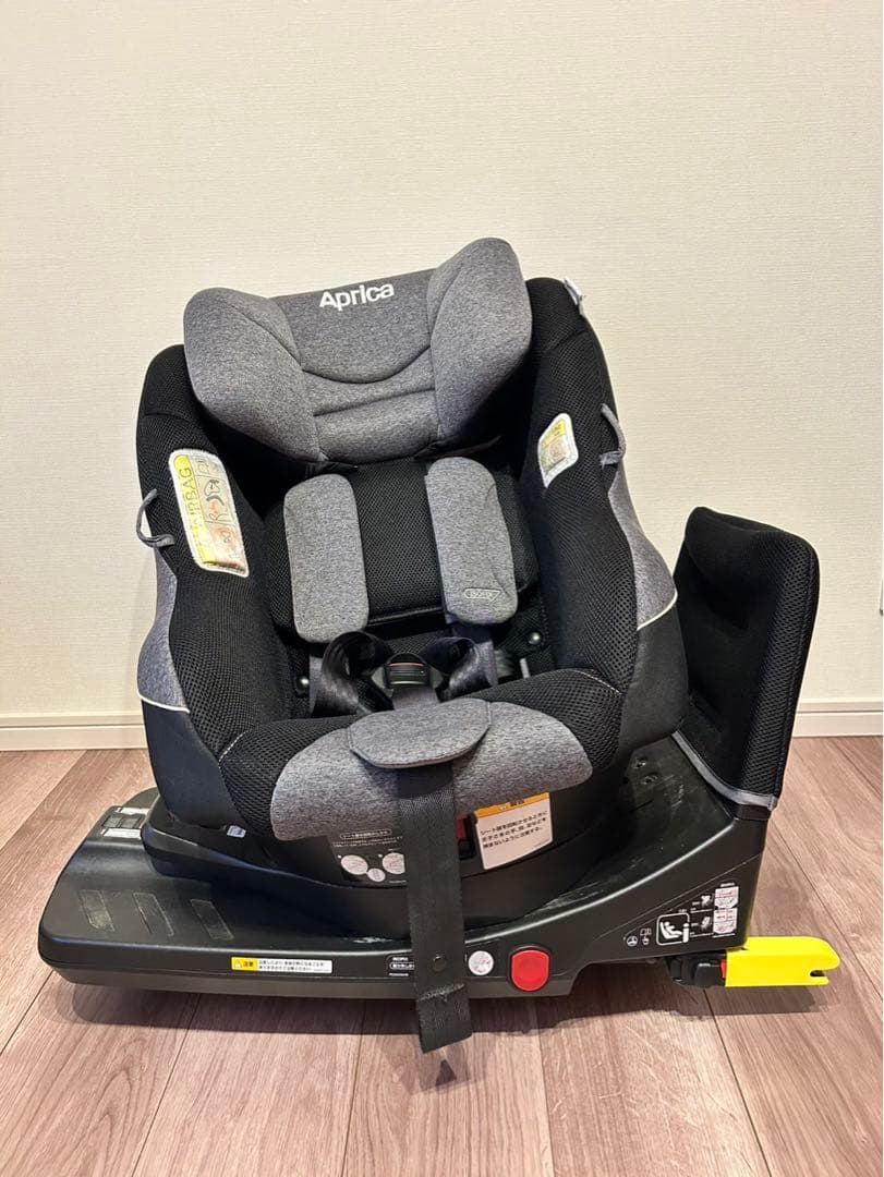 Aprica ISOFIX 回転式チャイルドシート グレー　クルリラ　プラス