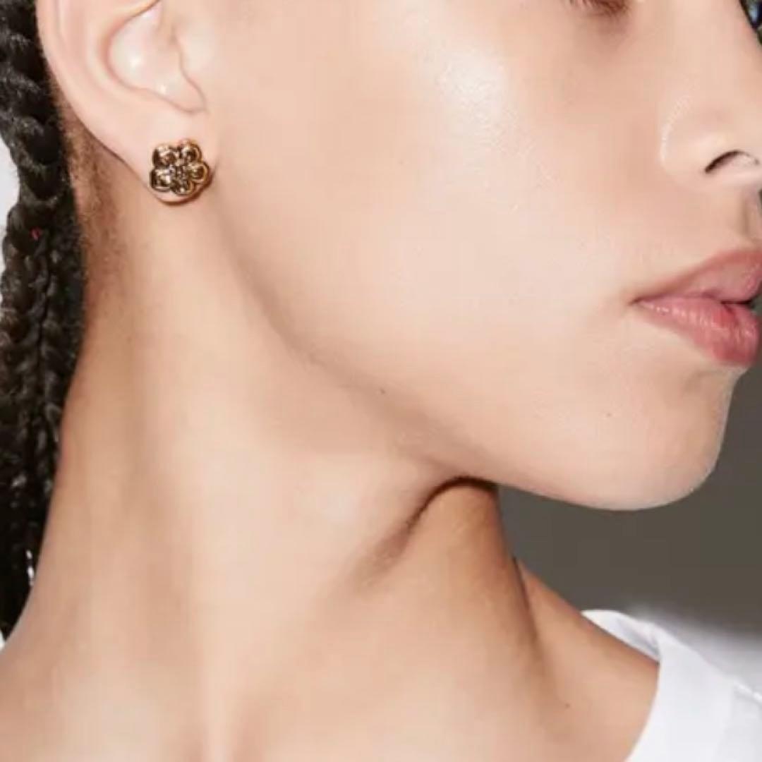 美品✨現行品✨30800円KENZO ケンゾー BOKE Flower ピアス