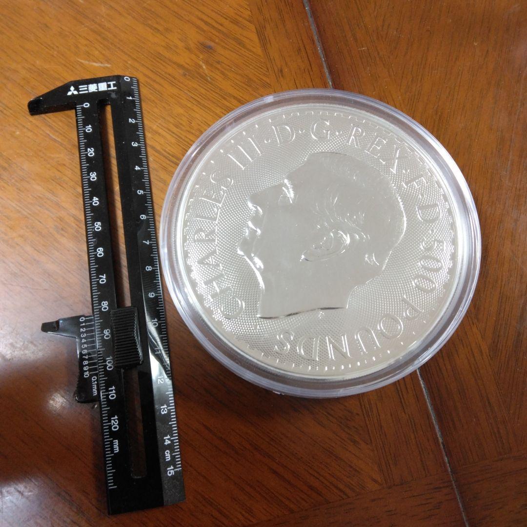 保証書付き重量１KG　英国５００ポンド　ブリタニア銀貨