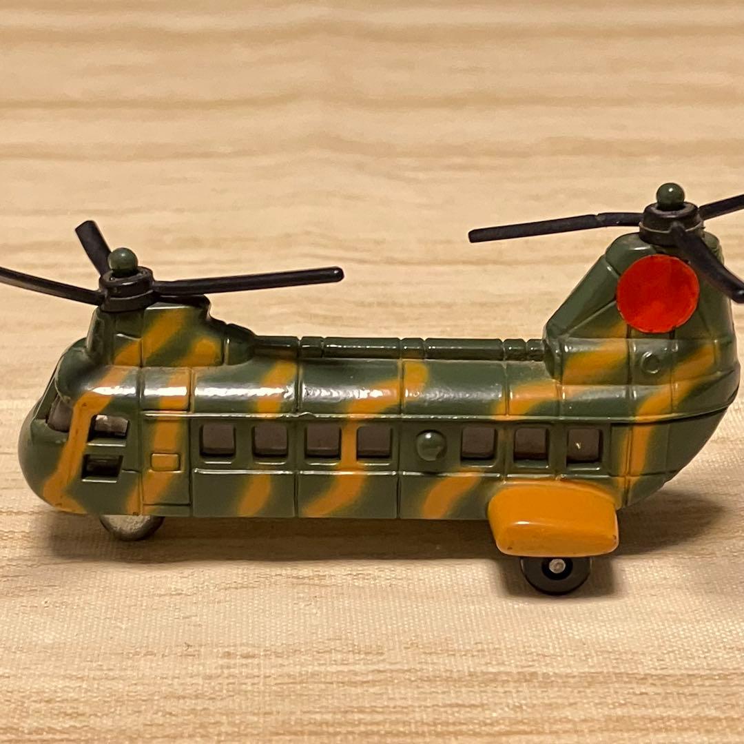 トミカ 川崎 バートル KV107-Ⅱ ヘリコプター No.19