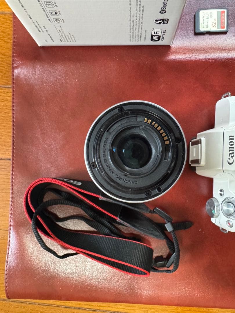 デジタルカメラ CANON EOS Kiss M EF-M18-150 IS STM Kit