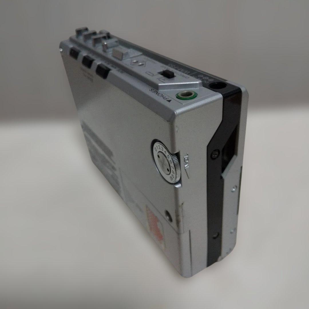 SONY ソニー カセットウォークマンＷＭ−F55 通電確認済　ジャンク 現状品