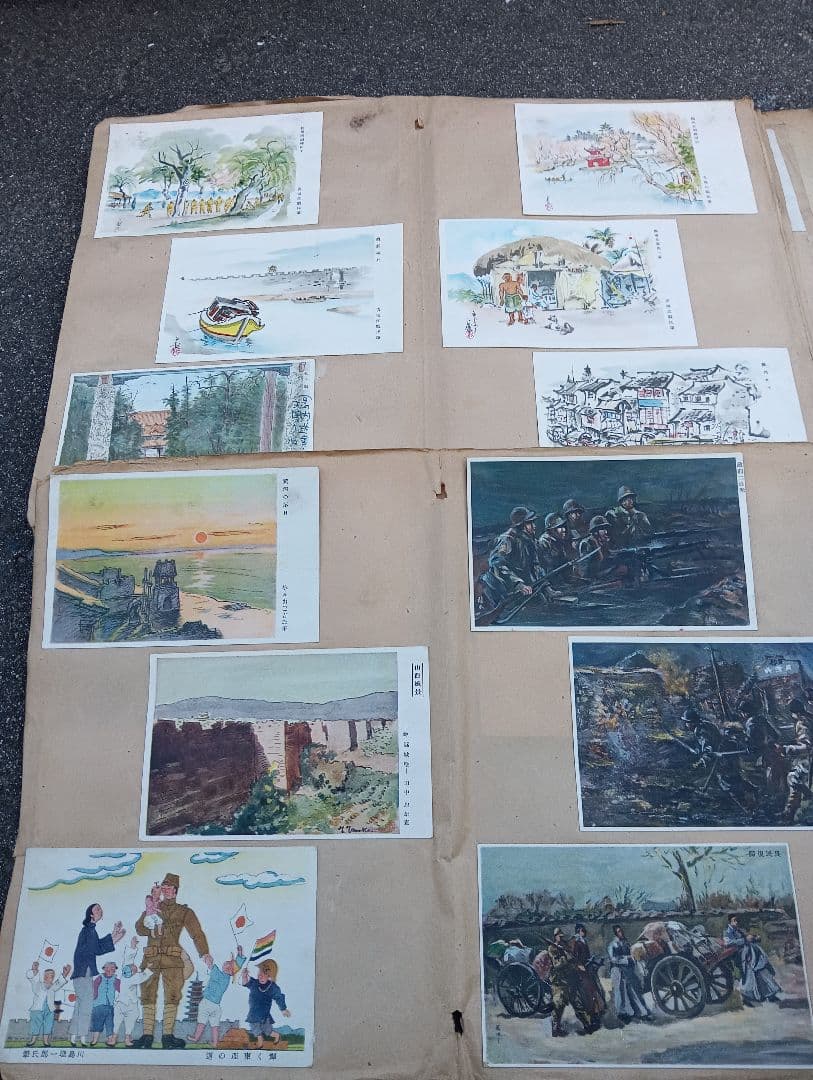 満州の古い絵葉書、１６６枚、スクラップに貼り付け、戦前、軍人、戦争
