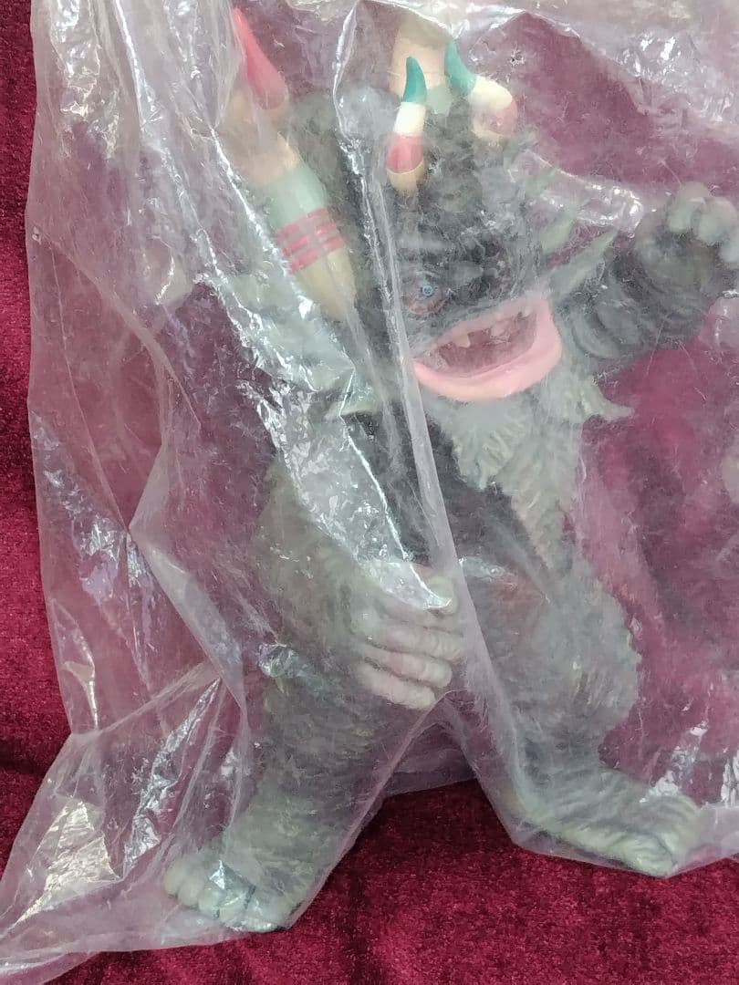 ミクラス　CCP 1/6特撮シリーズ 　カプセル怪獣　ウルトラセブン生誕40周年