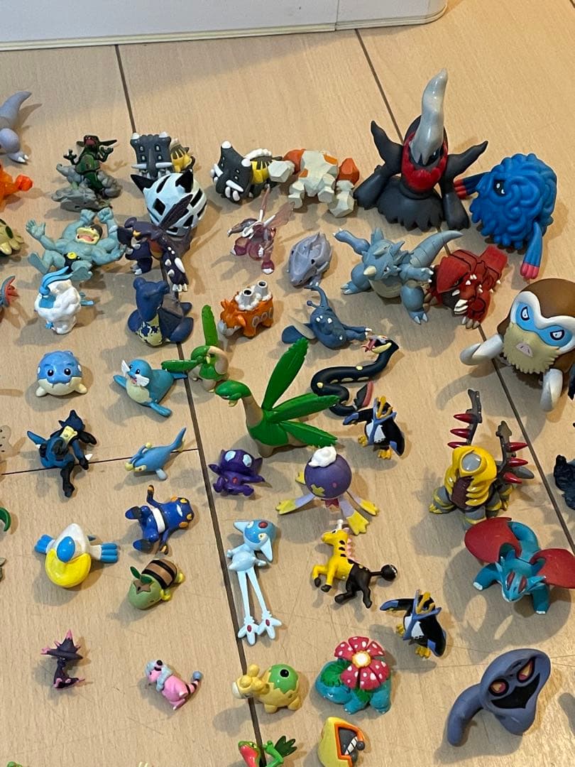 立体ポケモン図鑑等まとめ売り 【廃盤】250体くらい