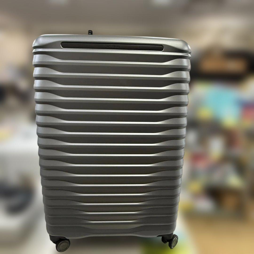 ★未使用　サムソナイト　エレメントスーツケース　27インチ　SAMSONITE