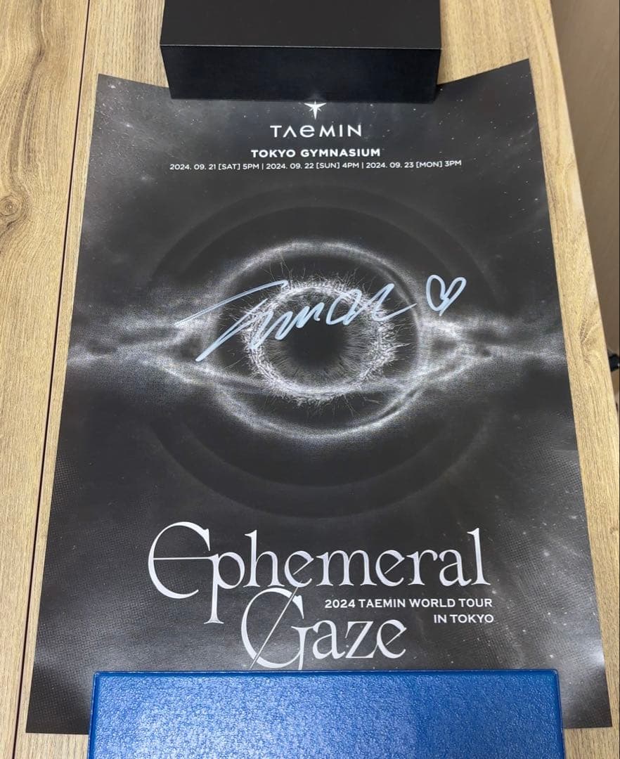 TAEMIN テミンWORLD TOUR Ephemeral Gaze サイン