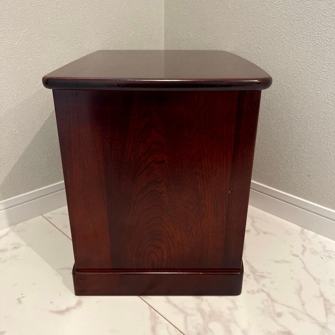 カリモク　ナイトテーブル　サイドテーブル　木製　引き出し付き　花台　ランプ台