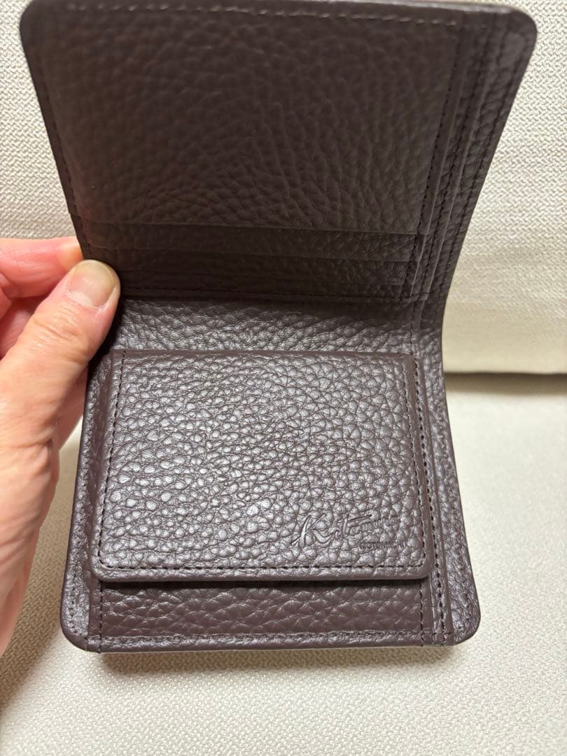 キタムラ　二つ折り財布　サンドベージュ