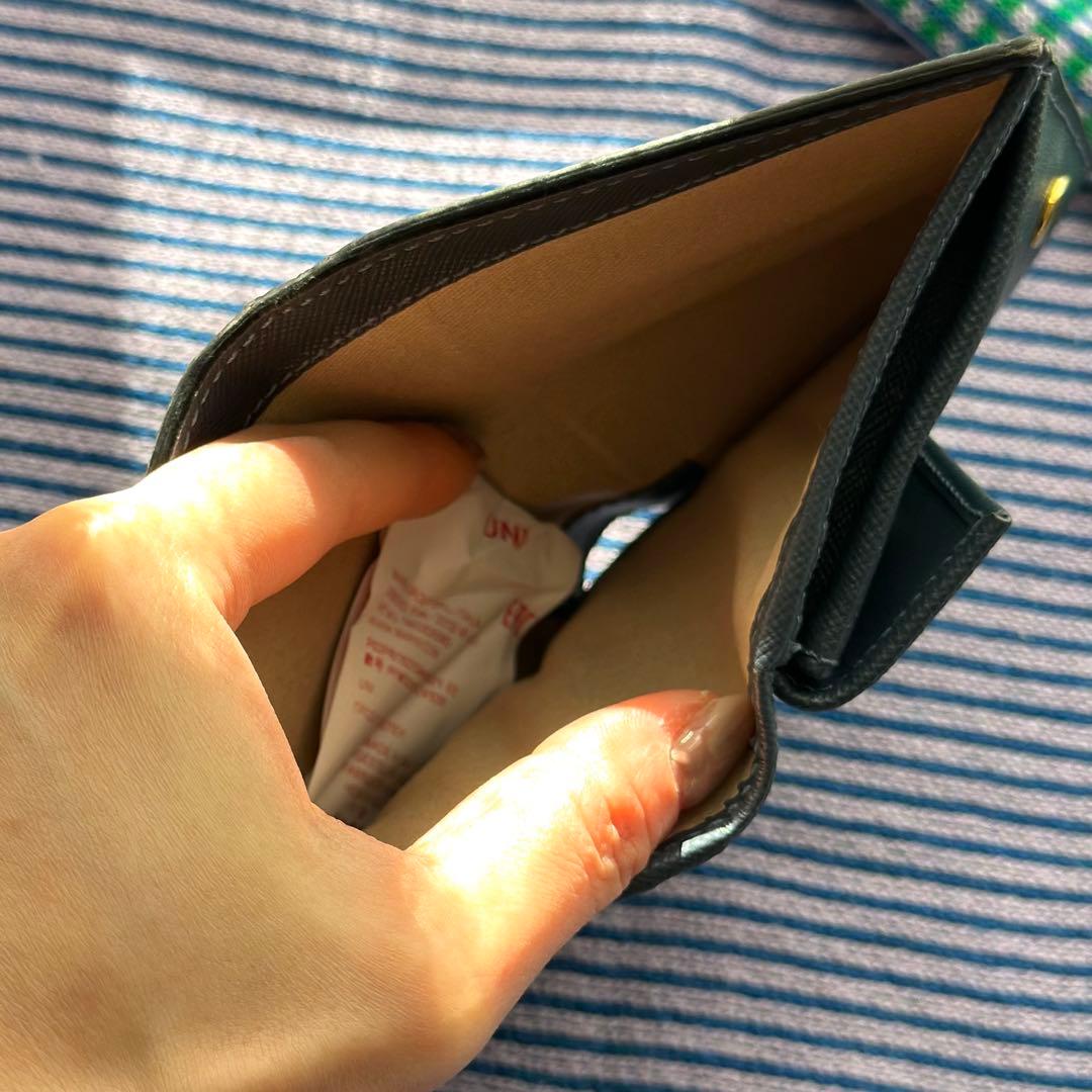【最終値下げ！】MARNI ネイビー 二つ折り財布