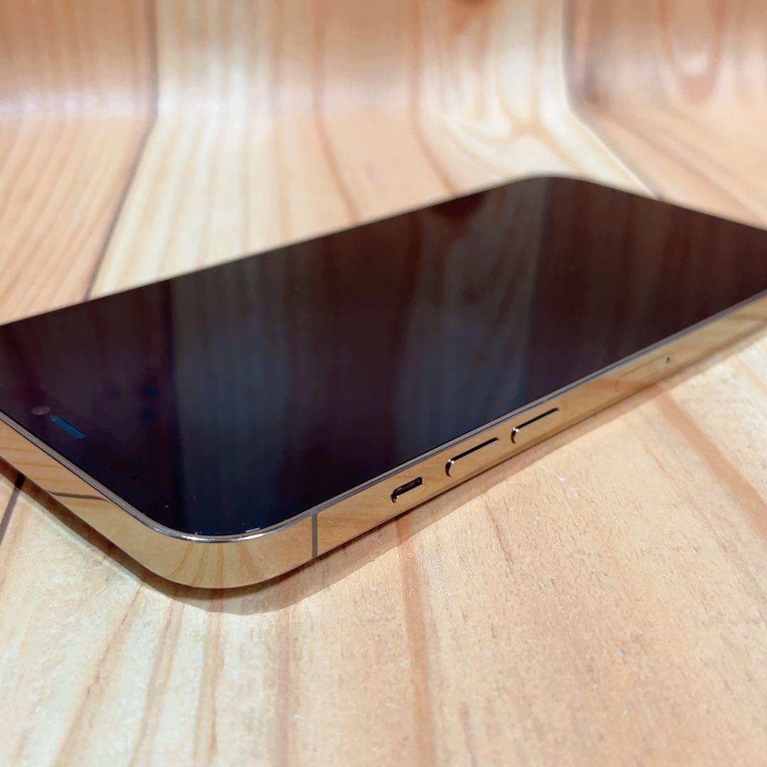 SIMフリー 本体 iPhone 12ProMax 256GB ゴールド 596