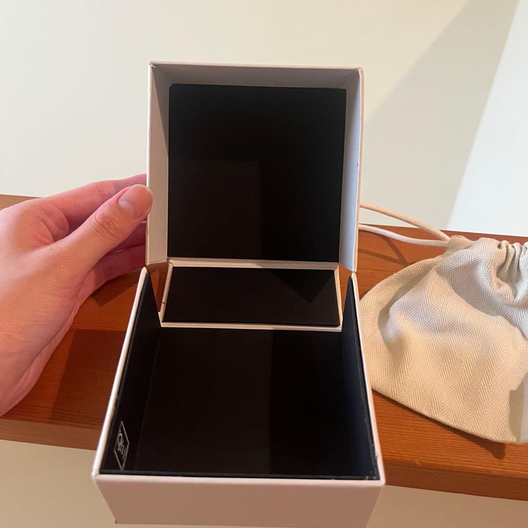 LOEWE ロエベ　ブローチ シルバー