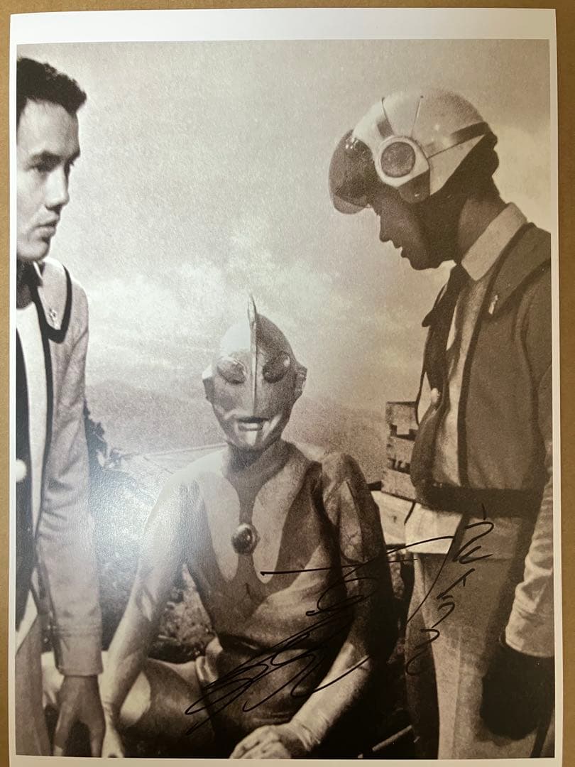 ウルトラマン 古谷敏&帰ってきたウルトラマン きくち英一　直筆サインポートレート