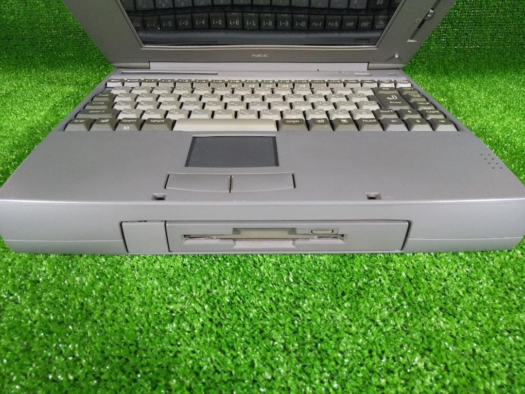 PC-9821 Nb10／Win95＋EO＋DOS／液晶張替／FDD／AC付