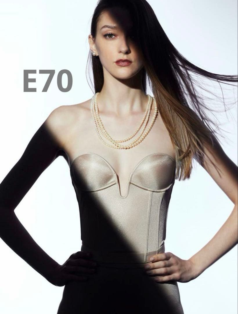 la Venus バックレスビスチェ　E70