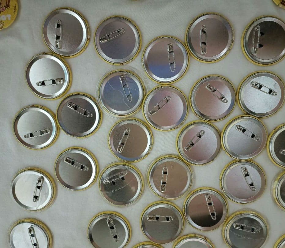 すとぷり　るぅと　缶バッチ　2022　summer デフォ