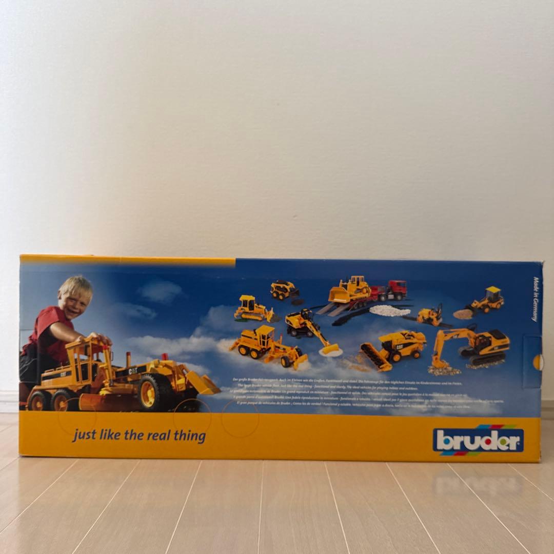 bruder ブルーダー cat グレーダー1/16スケール モーターグレーダー