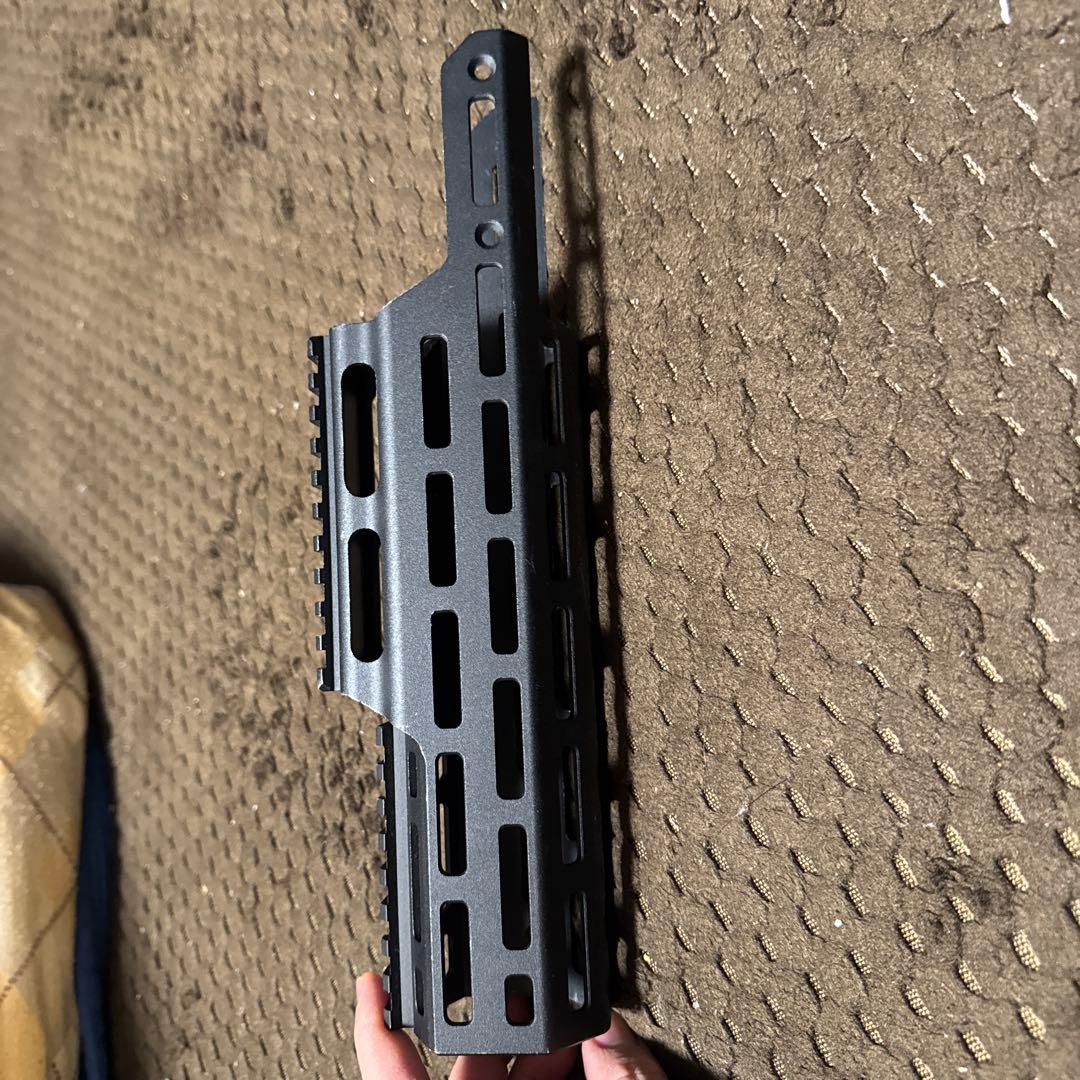 DYTAC KRISS Vecter用M-LOKハンドガード