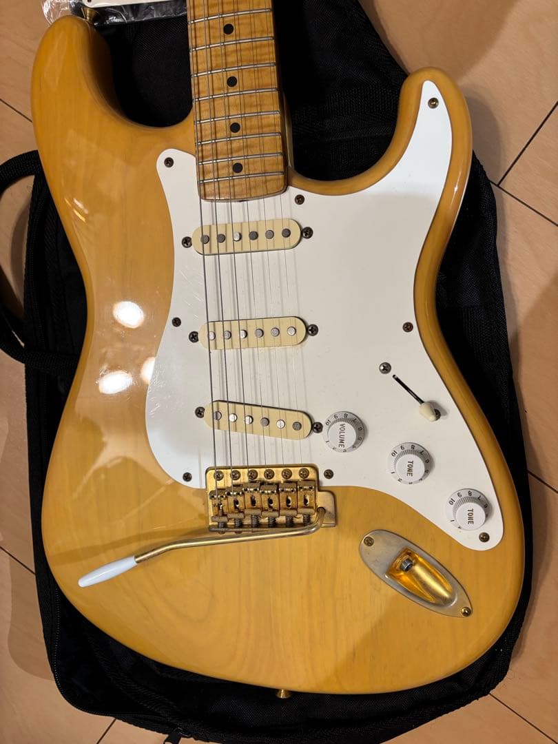 【値下げ】Fender 40thAnniversary Stratocaster