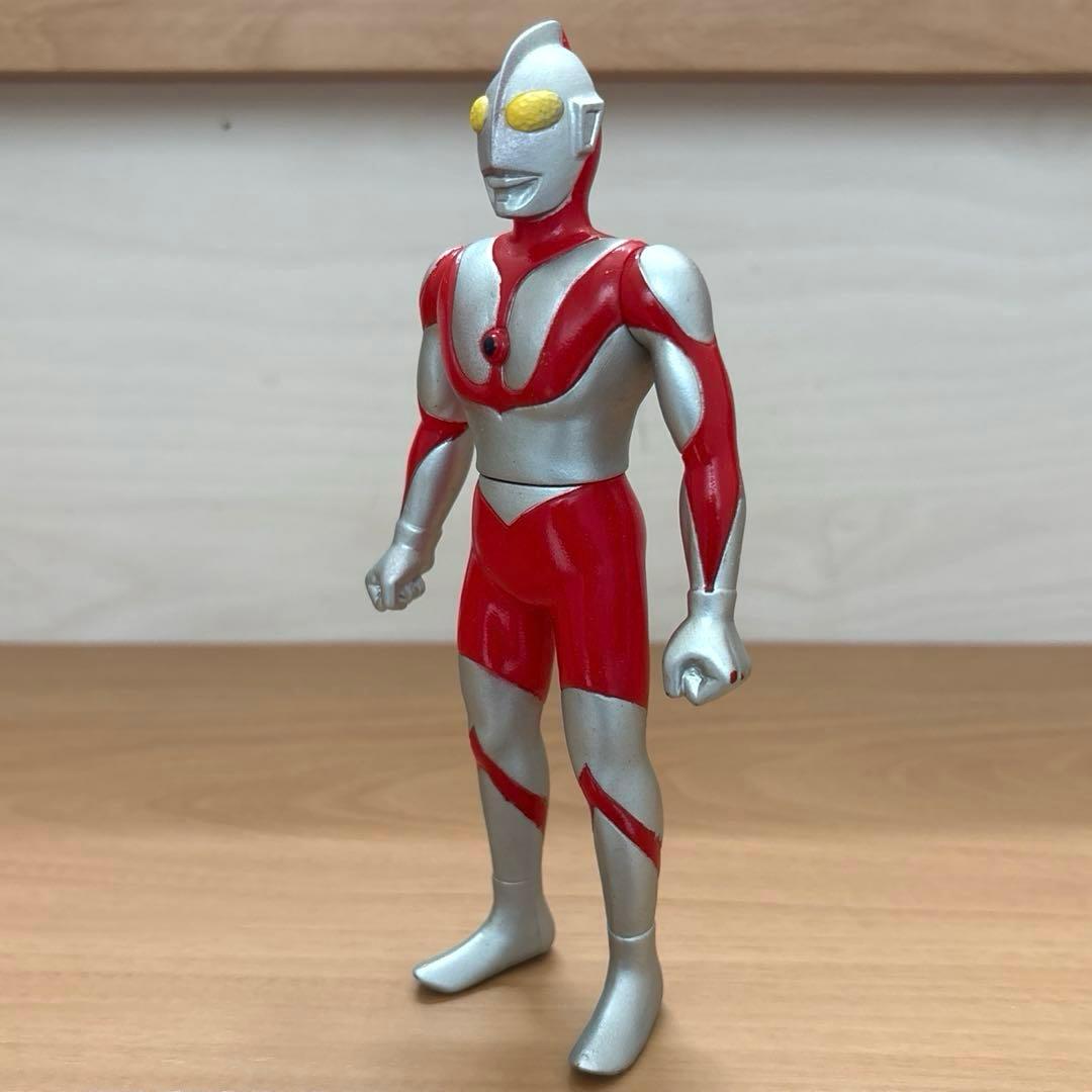 3ー3ウルトラ怪獣 ウルトラマン 1983年　第1期初版 プラタグ付／白台紙