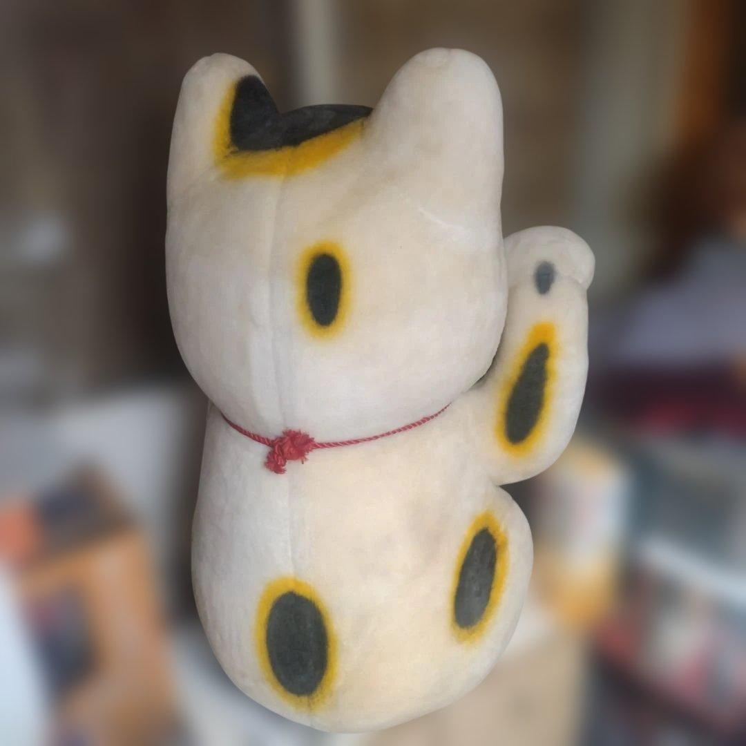 特大招き猫です。