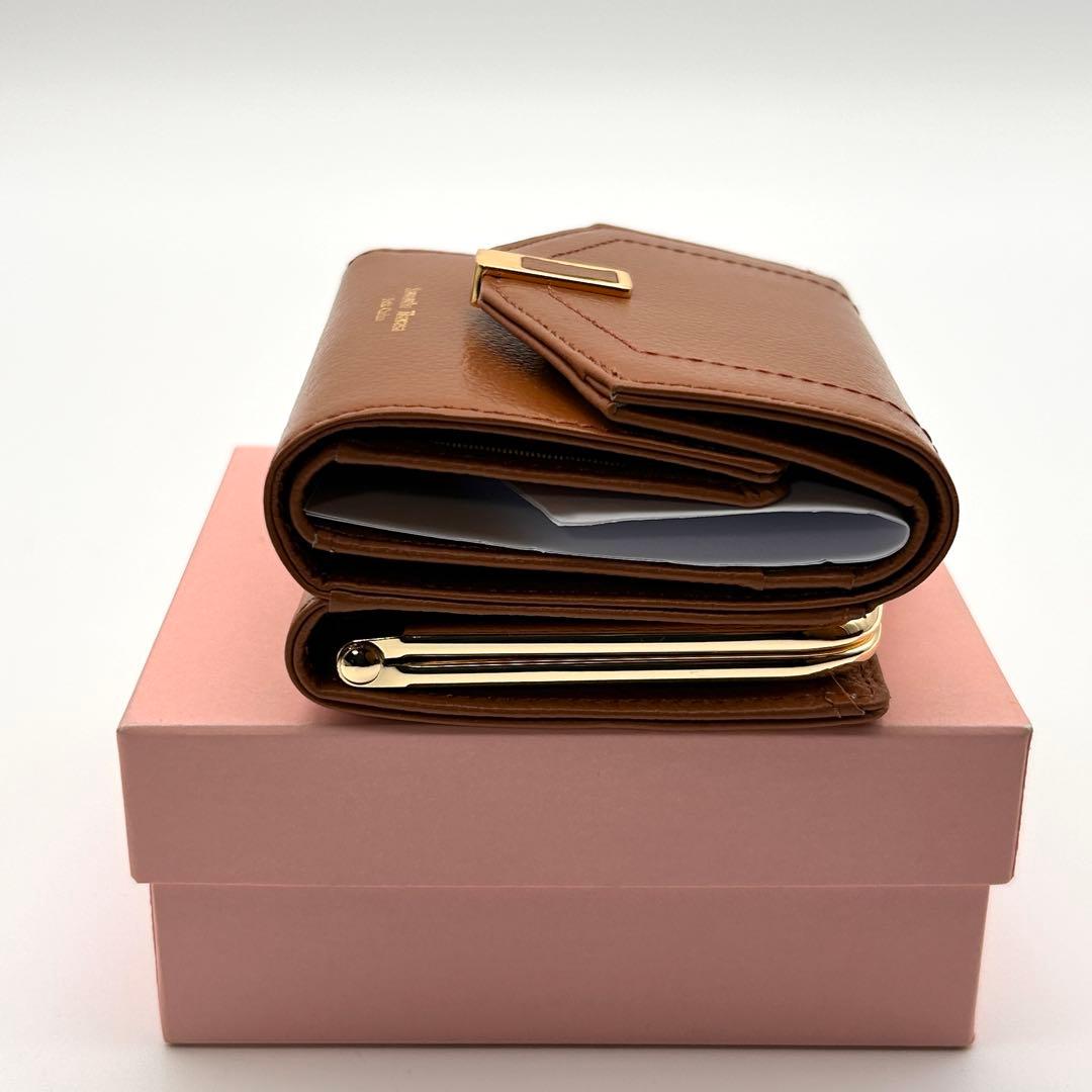 ✨極美品✨ サマンサタバサ 三つ折り財布 センターバックル 折り財布 未使用級