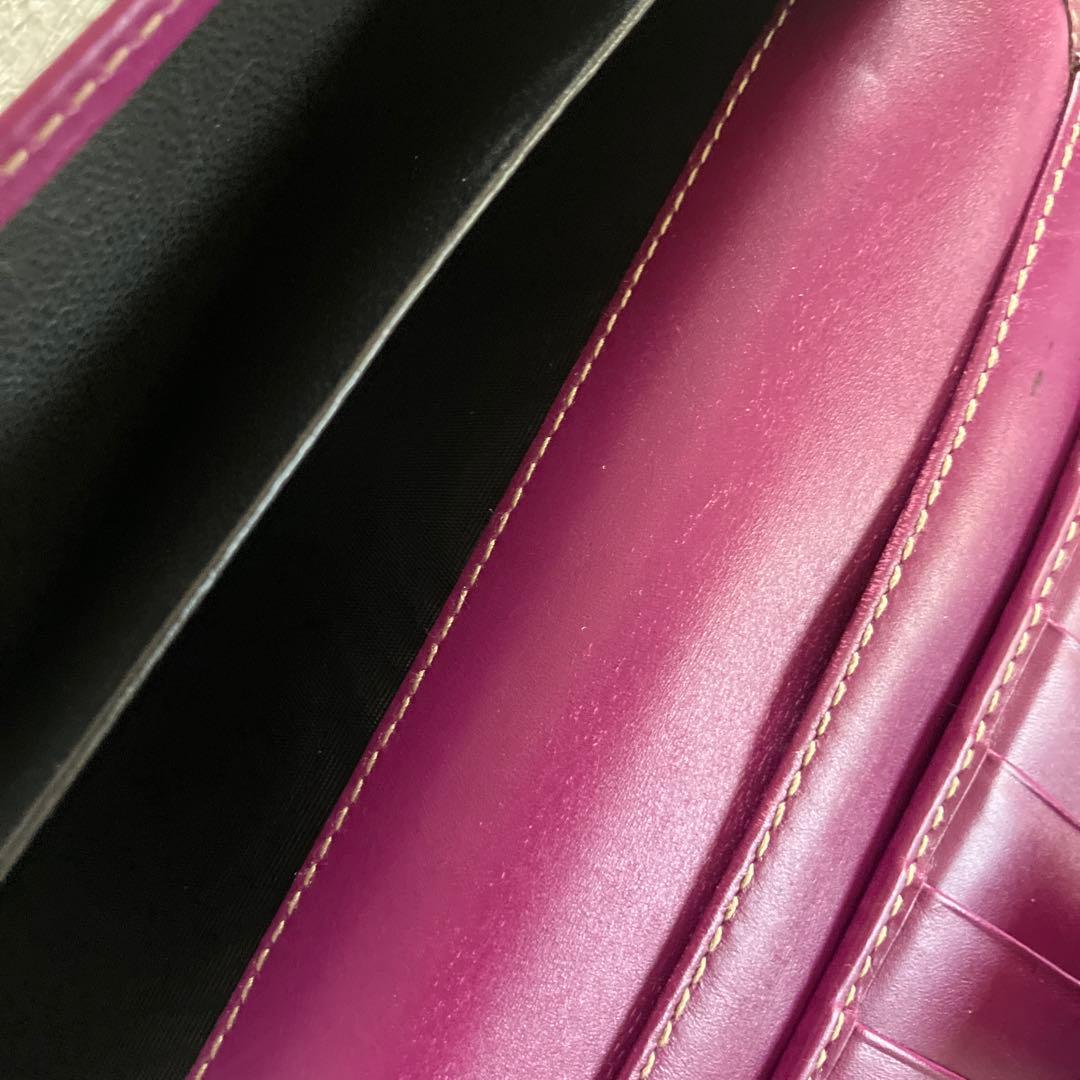 グッチシマレザー　２つ折り長財布　パープル