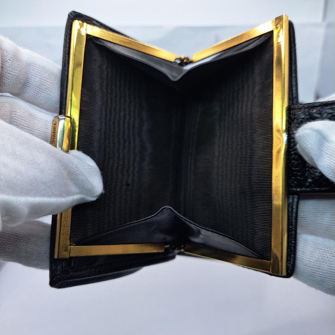 CHANEL　ワイルドステッチ　ブラック　二つ折り財布　折り財布　キャビアスキン