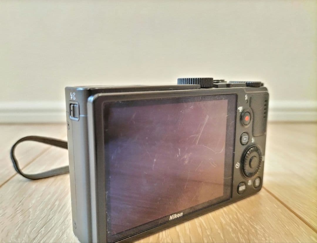 Nikon コンパクトデジタルカメラ COOLPIX P300 ジャンク品