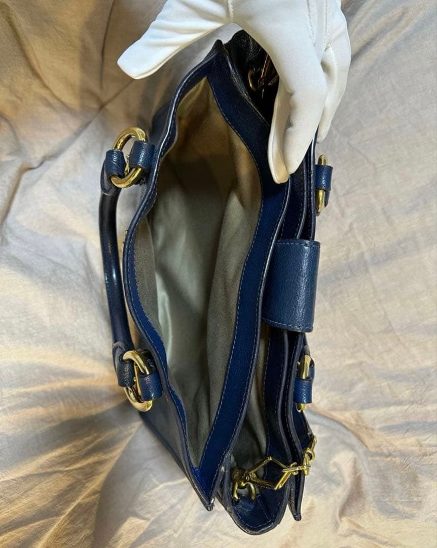 ミュウミュウ　バッグ　青色