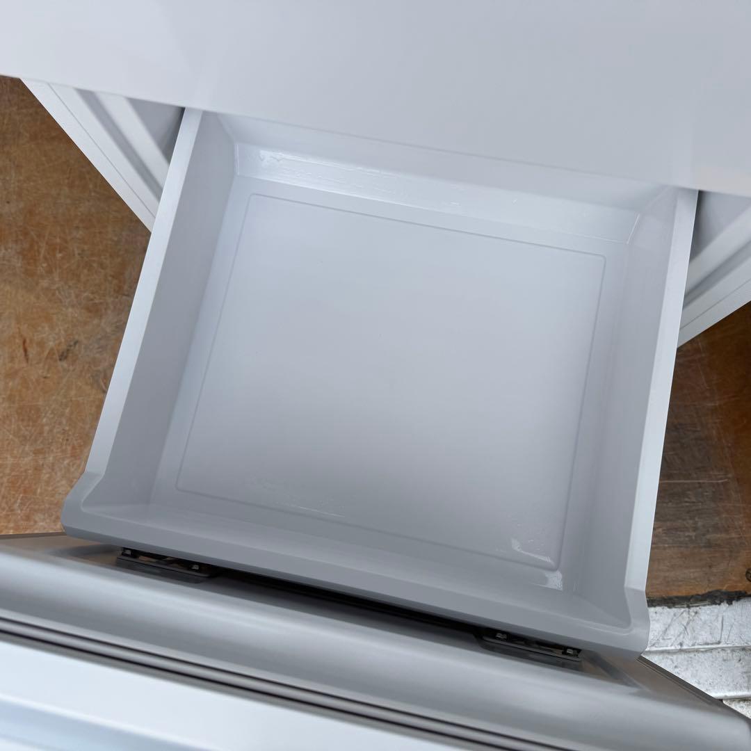 C7616★2023年製★未使用に近い★アクア　冷蔵庫　大型200L 自動霜取り