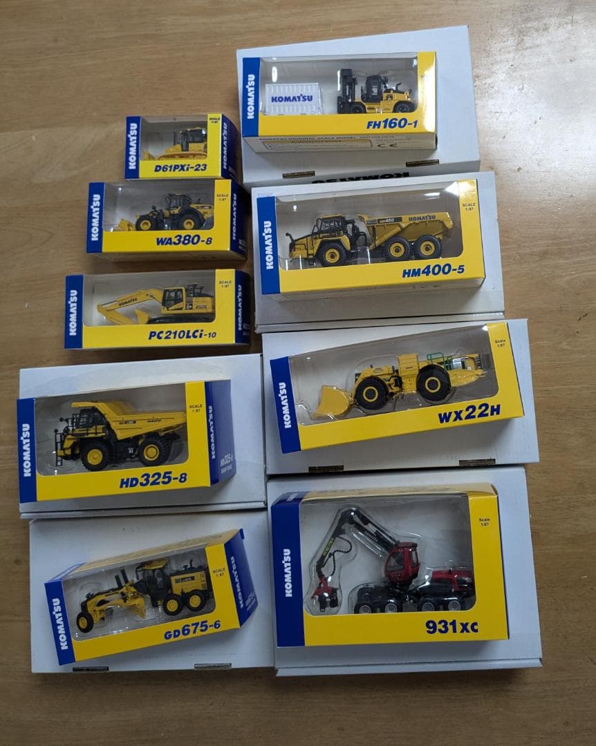 コマツ　KOMATSU　オリジナルミニチュア