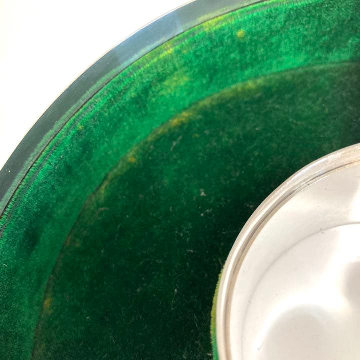 純銀製　扇型　菊文様　小物入れ