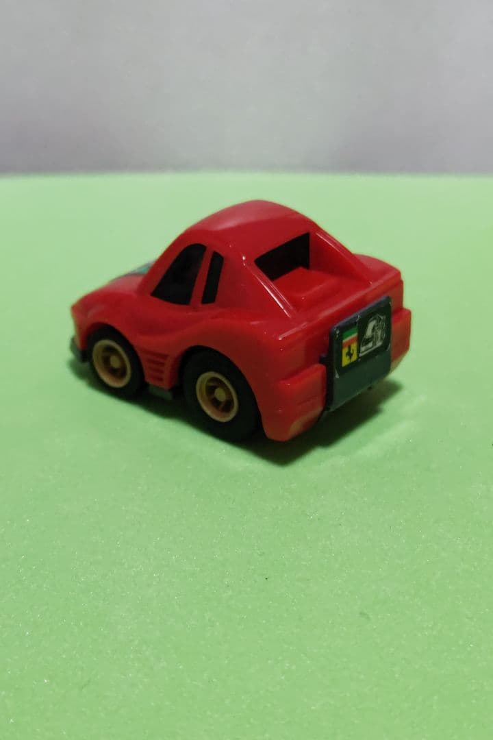 チョロＱ、フェラーリ・テスタロッサ・赤色