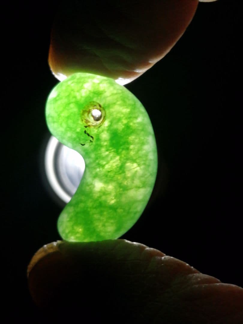 ★【テン】古墳期『琅玕翡翠勾玉』出土品。2.80cm 本物品　超ろうかん。