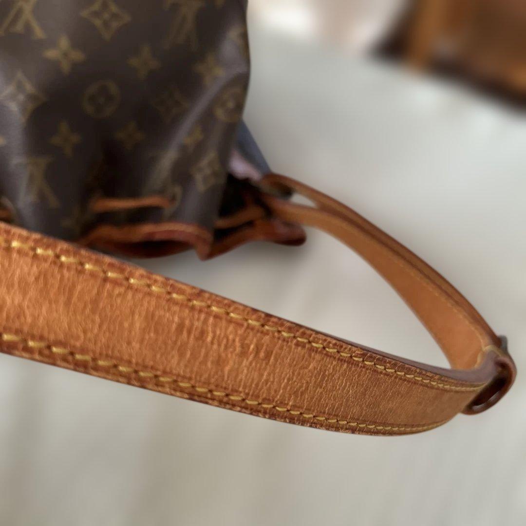 LOUIS VUITTON ショルダーバッグ　プチノエ モノグラム　巾着型
