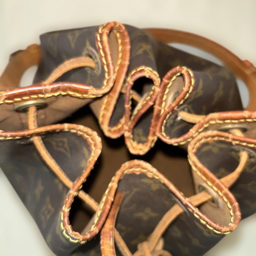 LOUIS VUITTON ショルダーバッグ　プチノエ モノグラム　巾着型