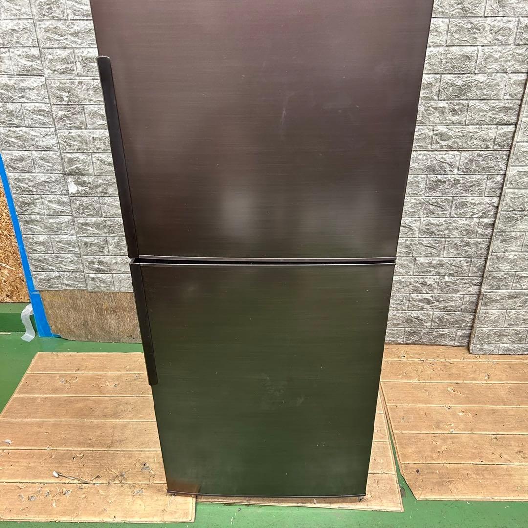 592 SHARP 冷蔵庫　大型　200L〜300L 小型　右開き　極美品　人気
