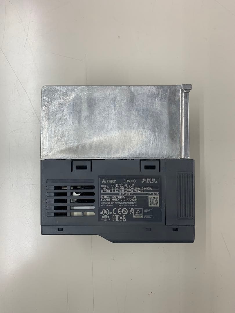 三菱電機・インバータFR-D720-0.75K(750W)
